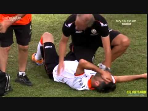 Juan Jesús AGREDE a JONAS por marcar un gol | Juan Jesus hit Jonas | Juan Jesus battiti Jonas