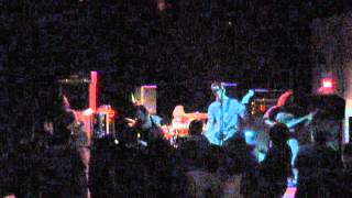 Fuck The Facts-Drift (Live à Jonquière)