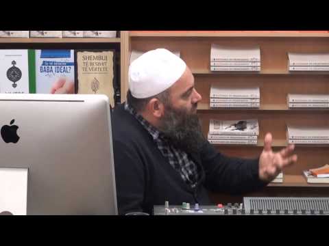 Ikja masive i të rinjëve nga Kosova - Hoxhë Bekir Halimi