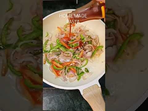 Home made pasta #pasta #kitchenhacks #foodies #virall #tutorial #foryou #hacks