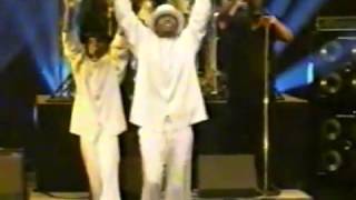 Mc Hammer - PUMP IT UP 1994 - YouTube.flv