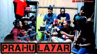 Download lagu PRAHU LAYAR||cover pengamen||anak rantau TKI Malaysia mp3