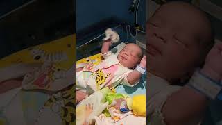 Download lagu lucu nya bayi baru lahir.. mp3
