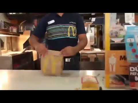 KRUSTY VISITA MCDONALDS: DEME UNA DE SUS MEJORES HAMBURGUESAS