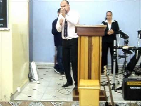 Quadrangular Vera Cruz.....B.H...M.G....07 Março 2012 - Oração Pastor Flavio.