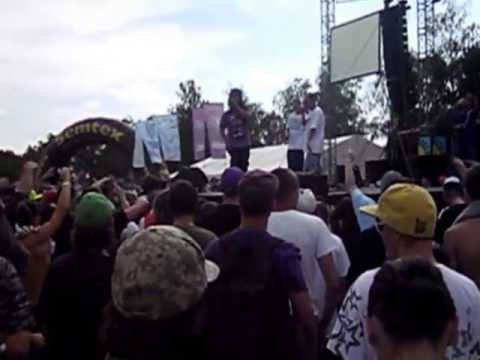 Pio Squad ft. Vec - Turista (live at HipHop Kemp 2011)