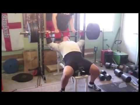 9x253kg of 2cm board. 5x225kg incline bench (both raw)