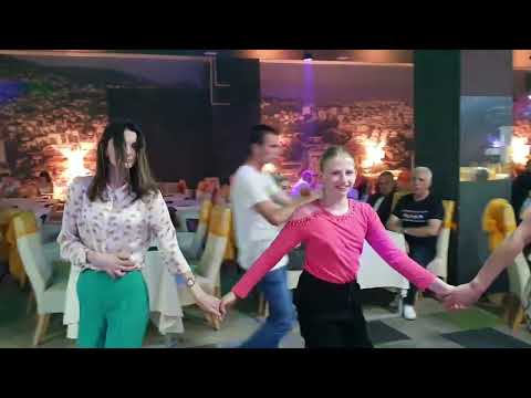 🔴  Mama i ćerka kolo vode - Hotel Heco Plus Sarajevo - Bosanski teferič