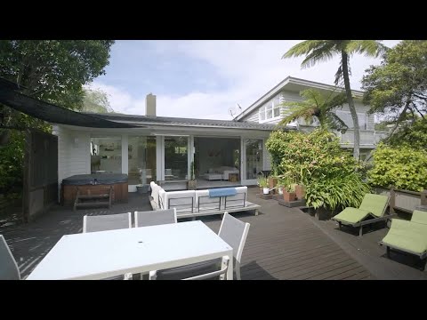 83 Simla Crescent, Khandallah