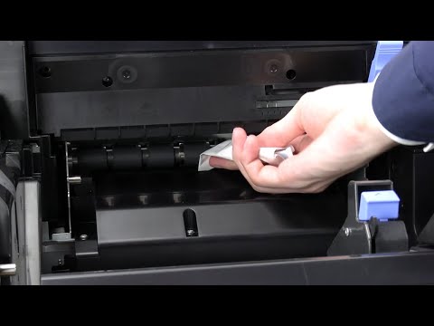 How to clean the paper feed roller