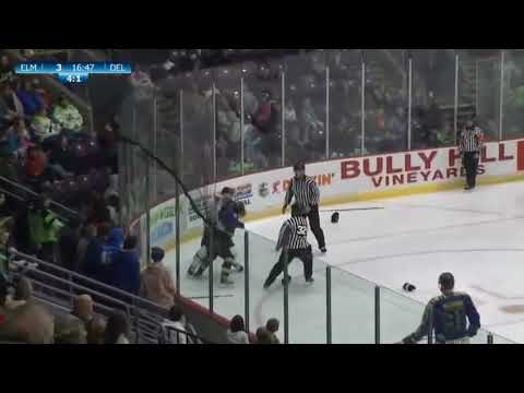 Charlie Pens vs Willie Daigneault