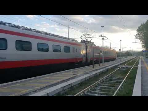 Treno frecciargento 8319 Roma Termini-Lecce in transito a Telese Cerreto