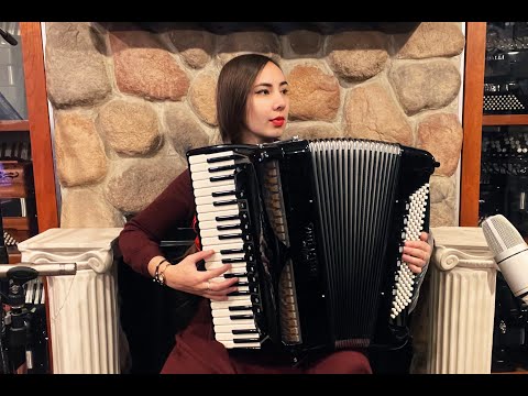 BELPLAYIV120 - Black Beltuna Play IV Luxe Pro 120C-P GHV Piano Accordion LMMH 41 120 $6999