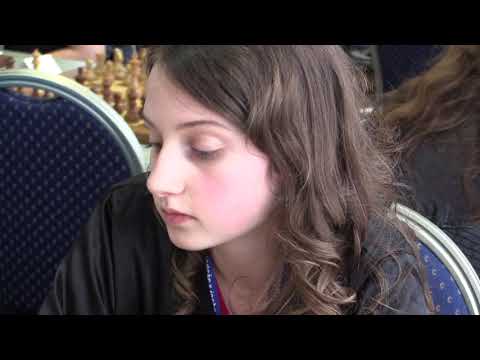 D20 1.1.  Machovčáková Eliška  - WFM Sáňková Stella 0 - 1