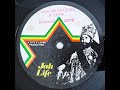 BARRINGTON LEVY - Teach Me Culture [1983]