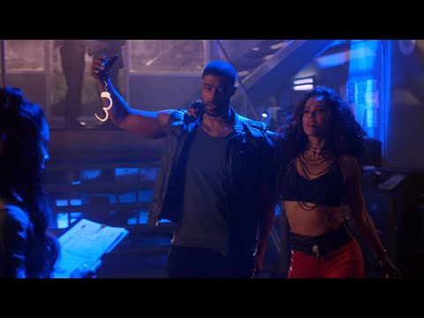 Lucifer Musical Scene | Bad to the bone and No scrubs - Lucifer 5x10