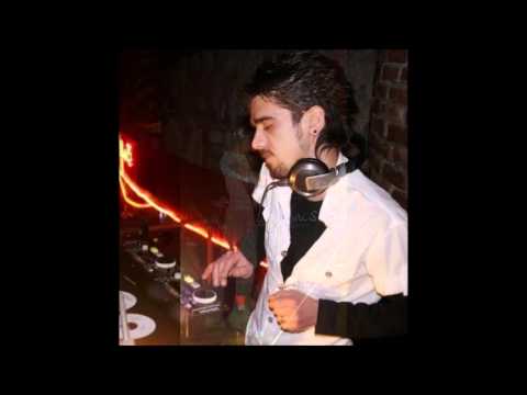 Dj Onur KABA vs.Cumhur HAMARAT - At Kendini Discolara 2012(REMIX)