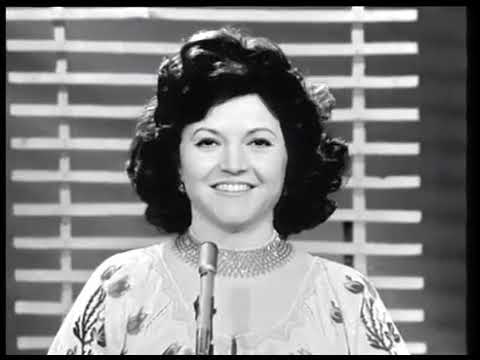 Maria Cârneci , Măi neicuță pentru tine