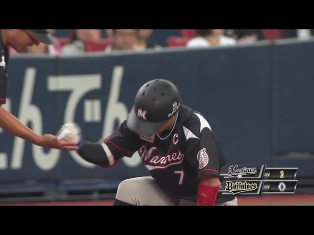 【1回表】マリーンズ・鈴木 自らのバースデーを祝うタイムリー3ベース!! 2017/8/18 Bs-M