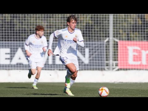 Nico Paz vs Badajoz (08/05/2022)