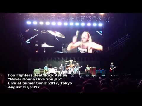 Foo Fighters with Rick Astley - Never Gonna Give You Up LIVE
