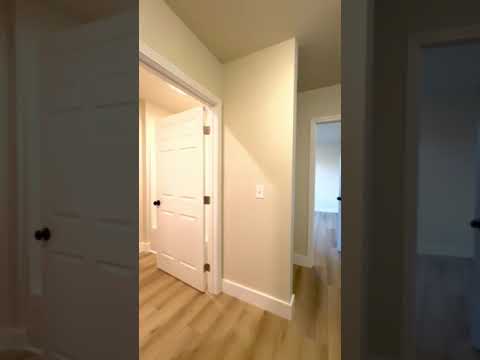 156 Woodford St #4 - Video 7 of 7