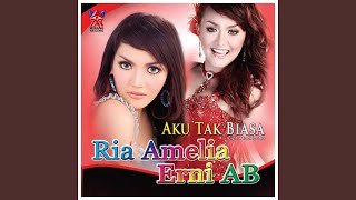 Download lagu Acuh Tak Acuh mp3