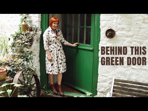 A Cosy Life in a 17th Century Welsh Cottage