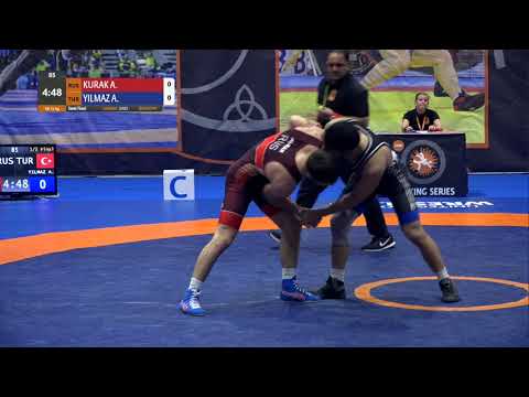1/2 GR - 72 kg: A. KURAK (RUS) v. A. YILMAZ (TUR)
