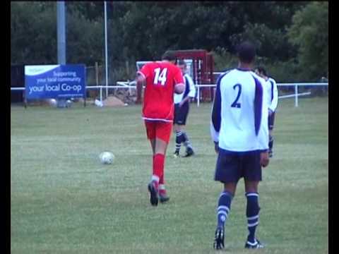 HADLEIGH UTD V'S BURY TOWN FRIENDLY ANDREW WOOD 14 7 09 2009 07 15 05 56 40