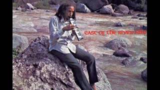 Augustus pablo      Jah Light Version  2002