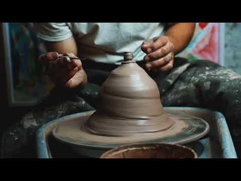 Throwing mini pottery off the hump