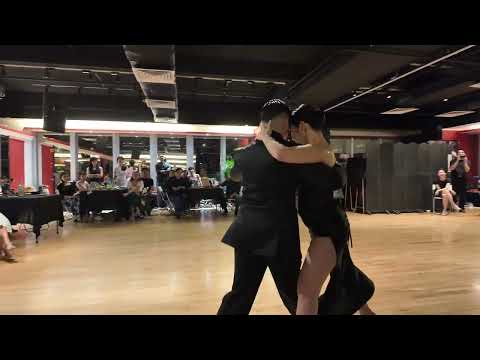 Lucio Galvan & Eva 2/3 - Viejo Porton (Rodolfo Biagi) Vals - Hong Kong 2025