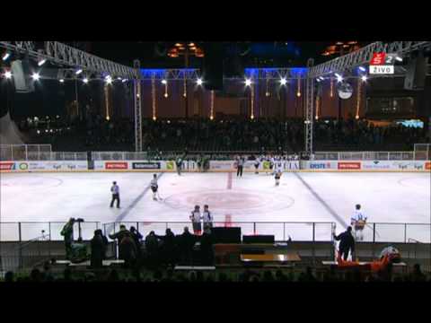 Boštjan Groznik in Guillaume Desbiens fight