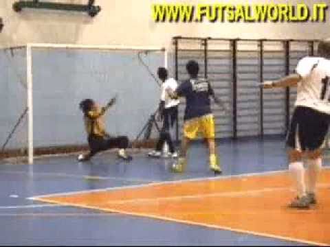 4/10/10 FG Valvole - Bergamo Calcetto . . . . futsal / calcio a 5