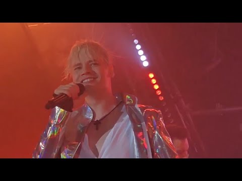 05. шаман твои губы слушать. шаман твои губы слушать. зеленоград)❤️ ￼ ￼. шаман твои губы слушать.