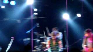 Yeasayer play Love Me Girl live @ Roskilde 08