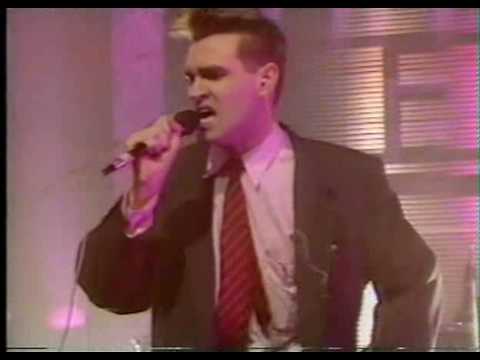 The Smiths - Bigmouth Strikes Again/Vicar In A Tutu (live)