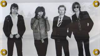The Pretenders - Middle of the road