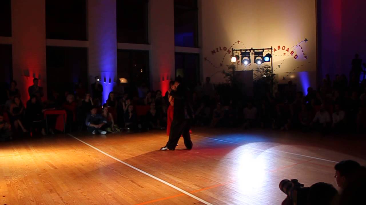 CHICHO FRUMBOLI E JOANA SEPULVEDA EN MILONGUEROS ALL ABOARD - 4/5
