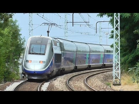 TGV Duplex : Passage sans arrêt de la rame 249 à la gare de Chemin d'Antony