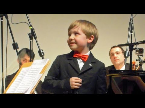 Philip Hahn (5 years) plays Joseph Haydn Piano Concerto No. 11 in D major, Hob  XVIII11 (complete)