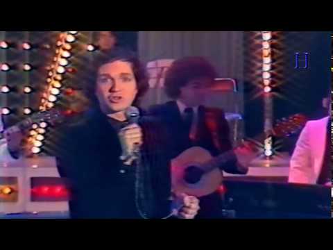 Videoclip de No Te Cambiaría por Nadie — Camilo Sesto