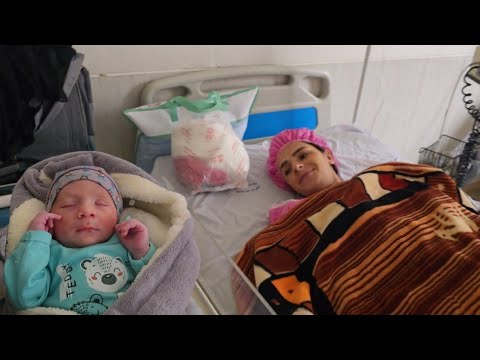 Ziba's mother comes to see Ziba in the hospital and feels sad for Ziba.