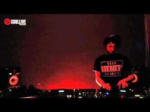 Ground Floor Radioshow Level 28 - Paul Begge (05.04.2016)