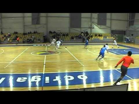 12.02.2012. Telpu futbols: NIKARS - MONARHS 9:1