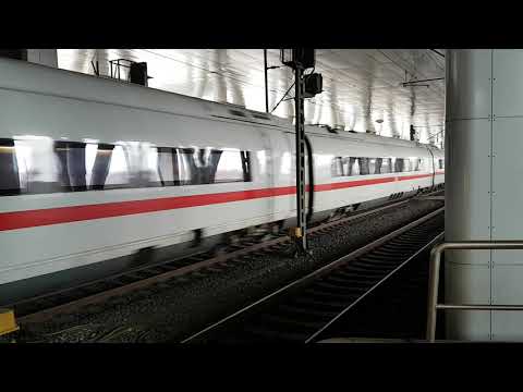 Einfahrt ICE-3 Velaro D in Frankfurt (M) Flugh. Ferbf. auf Gleis 5