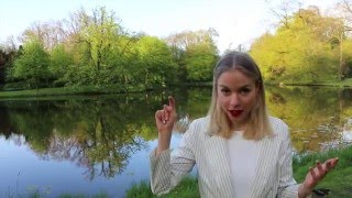 Musik-Video-Miniaturansicht zu Für meine Eltern Songtext von Julia Engelmann
