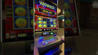 Epic Lightning Cash Slot Win: Huge Bonus Surprise!