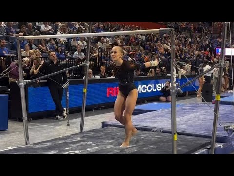 Riley Mccusker is back on bars for her LAST season as Florida Gators Gymnast 2026